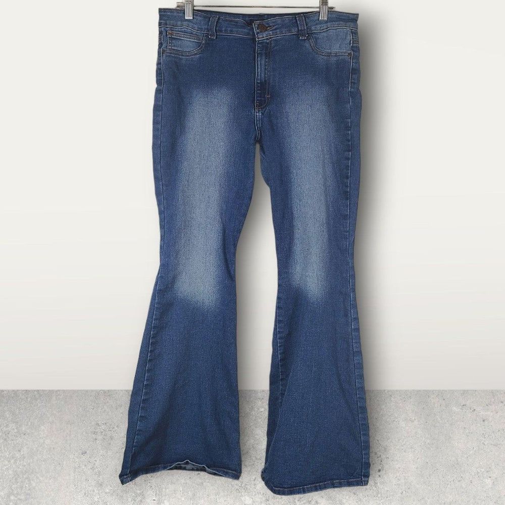 Beronna Jeans Medium Blue Wash High Rise Flare Jeans Size 13